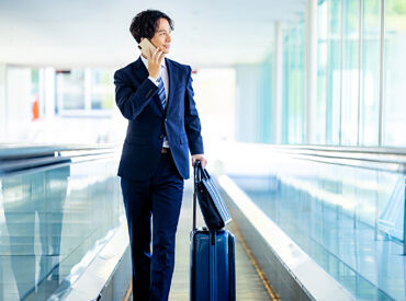 GRAND IMPERO株式会社 ＼未経験OK！／
最初はアシスタントから、徐々に営業スキルを磨けます◎
自動車レースに関わる機会も！
※イメージ画像