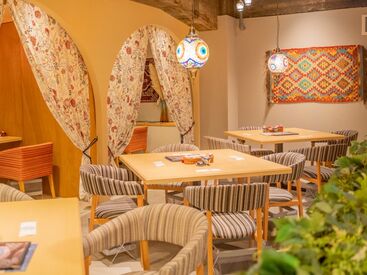 UZBEKISTAN PALACE（ウズベキスタン パレス）　 ＼UZBEKISTAN PALACE／
オシャレな店内で気分も◎
1月にオープンしたなかり！