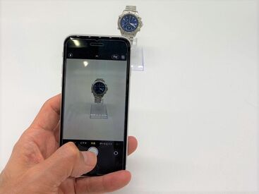 時計やアクセサリーに興味があれば楽しめるお仕事です
お客様の大切な時計を一緒に守っていきましょう☆