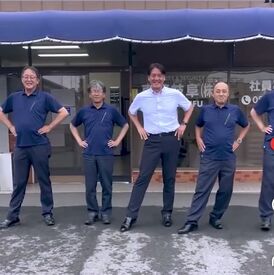 未経験・ブランクのある方も安心◎
周囲には先輩がいますので、
困ったらいつでもサポートします★
安心してお仕事できますよ♪