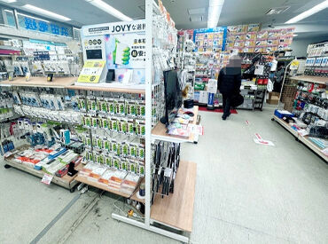 髪型・髪色自由◎
ピアス・ネイル・ヒゲもOK!
オシャレをしたい方も
そうでない方も
いつもどおりの姿でOK♪