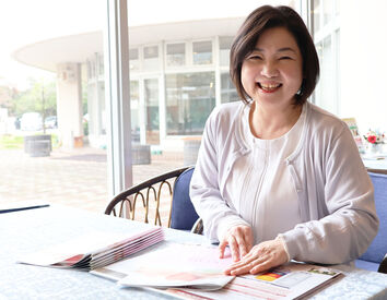 「ありがとう」が多い職場です♪
お仕事の悩みやご家庭のことなど、スタッフ同士で気軽に相談しあって助けあってます！