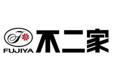 ケーキや洋菓子の種類は少しずつ覚えていけばOK！
新作が出たときにはみんなで試食も…♪
＼ケーキ好きは見逃せないっ！！／