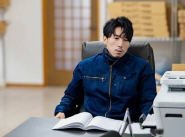 髪型・髪色自由！ネイル・ピアス・ヒゲもOK◎
自分らしいカジュアルなスタイルでオシャレも楽しめますよ♪
※画像はイメージです