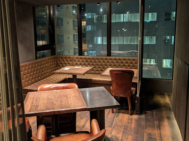 福井県の郷土料理をナチュラルワインと提供!
おしゃべりさん・お酒好きさんにもピッタリ★
お客さまとの交流も楽しめます♪