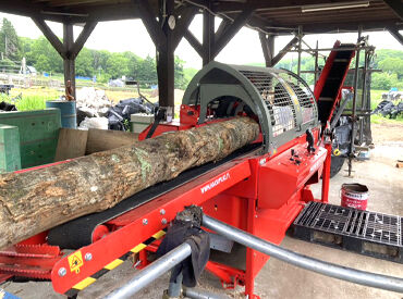 特別なスキルは一切必要ナシ♪
少数精鋭でチームワークを大切にし、働いています★