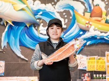 業務スーパーTAKENOKO 千成店 ＼バラエティー豊かなお魚がずらり／
包丁を利用しない加工法もあります♪
さばき方はもちろん、お魚に詳しくもなれます★