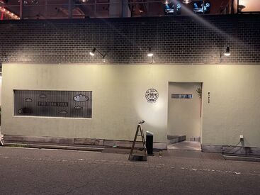 20代スタッフ＆女性スタッフ活躍中！
フランクな会話が飛び交う職場♪
わいわい楽しくお仕事ができる環境です◎