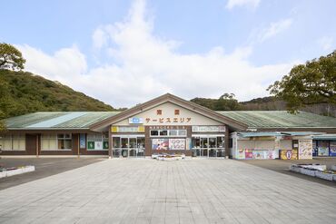 【南国SA】
安定した環境で長く働きたい方にピッタリ！あなたのチャレンジを全力応援します♪