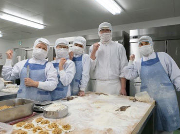 コツコツ・黙々と作業する雰囲気の職場◎
もしわからないことがあれば先輩スタッフが優しく教えるので安心してくださいね♪