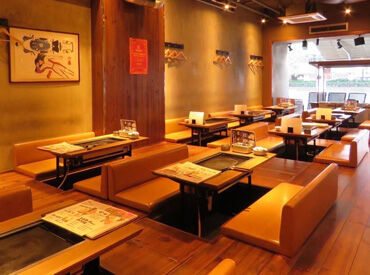 高時給1,425円も★
まかない有・交通費全額支給・オシャレOK！
短時間勤務も大歓迎♪
