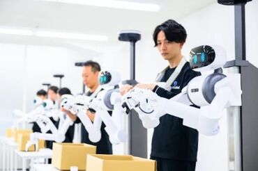 未経験でも研修が充実しているから安心♪
頼れる先輩がしっかりサポート★
※画像はイメージです。