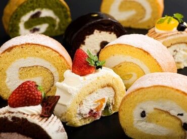 みかげ山手ロール 未経験の方も安心のサポート体制あり！
まずは商品知識やケーキの扱い方、
接客の基本からスタート◎