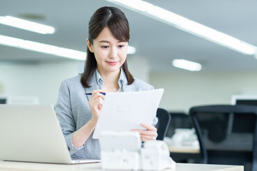 トモズ本部（システム部） トモズは、大手企業の住友商事100％出資企業。
社会保険も完備しているので、
アルバイトの方も安心して働いていただけます♪
