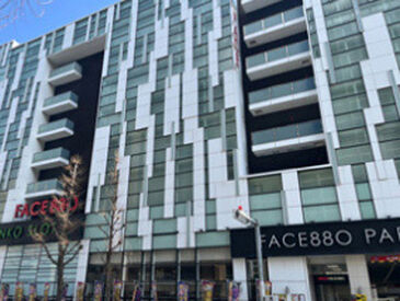 30代女性が多く活躍中♪
てきぱきとした雰囲気の職場だから、質問もしやすく安心して働けます！