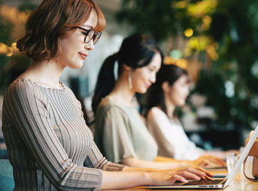 株式会社MAYA STAFFING【オープニング募集】/Y37-01022-1 《MAYASTAFFINGでオープニング募集》
11月19日から勤務スタート可能です！
オフィスワーク未経験◎
20～50代まで採用中