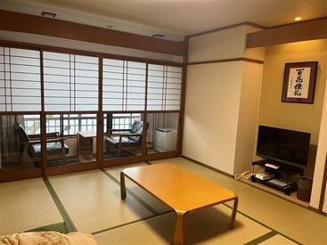 基本は1名で気を遣わないモクモク作業♪
少し大変なリネン交換などは2名体制で行うなど、しっかりサポート！
