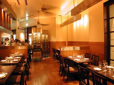 grigio la tavola -グリージョ ラ ターヴォラ-／【013】 未経験スタートが多数♪
チームでしっかりサポートするから安心です！