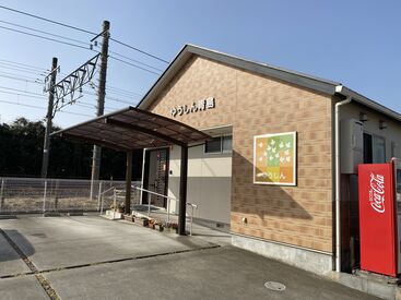 ゆうしん青島（悠進株式会社） 5～6名の利用者様のお送りをお願いします。
慣れるまで先輩が同乗するのでご安心くださいね♪