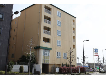 鎌取ケアコミュニティそよ風 ＼人柄重視の採用です！／
しっかりしたサポート体制で、安心して始められる環境♪
希望の働き方、お気軽にご相談を◎