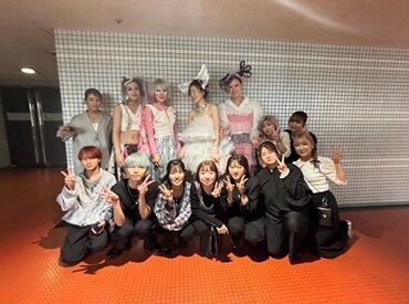 Jour doux （ジュールドゥ） ≪学生大歓迎♪≫
やる気バッチリ！チームワーク抜群★
そんなスタッフがあなたを待っています♪

10～40代のスタッフが活躍中！