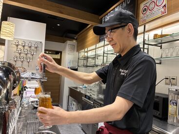 Rock Song Oh! Brewery クラフトビール好きさん大歓迎★
語学力も活かせる
お店で楽しく働こう！
週2日～からOKで
自分のペースで
スタートできます♪