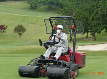 月額6000円の寮あり！
無線LAN完備、水光熱費会社負担！
バス・トイレ・エアコン・ミニキッチン付きです♪