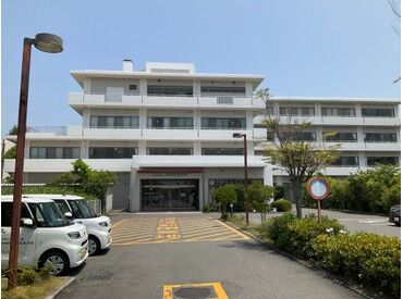 介護福祉士として介護業務全般をお任せします！
利用者様一人ひとりに寄り添ったケアを大切にしている施設です。