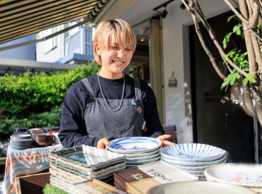 HARVEST ※2026年8月OPEN★ *＊オープニングスタッフ大募集＊*
カワイイお皿やグッズに囲まれて、毎日ワクワク★
社割で商品がお得に買えちゃう…♪