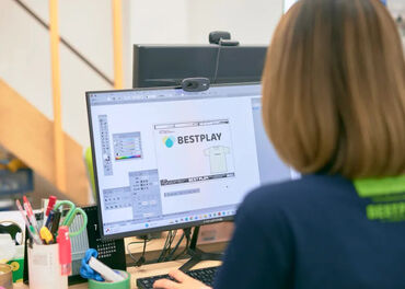 \未経験歓迎!/
アパレルやスポーツが好きな方、興味がある方はぜひご応募ください♪
異業種からの転職者も多数活躍中!