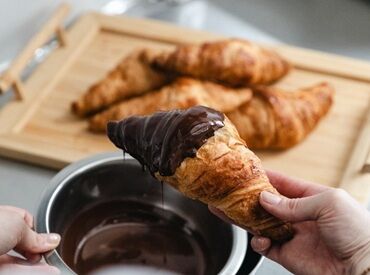 オープニングスタッフ♪
初めての方もすぐ馴染める環境を作っていきます♪
研修もしっかり準備しているので安心♪