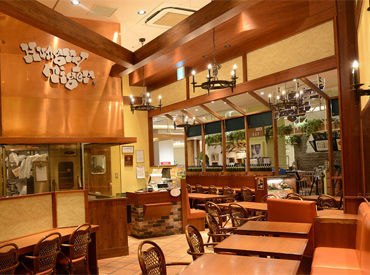 みんなでハンバーグの試食会をしたりと
馴染みやすい雰囲気◎
履歴書不要でサクッと応募できちゃう★
シフト柔軟で続けやすい！