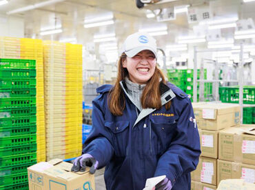 ＜重い物は機械にお任せでOK♪＞
完全未経験の方や、重い物を運ぶのは苦手…
そんな方でも活躍できる環境です◎