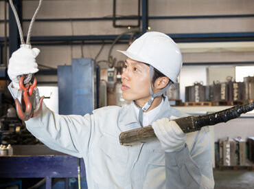 株式会社丸菱  ＼知識・経験・資格はゼロでOK！／
頼れる先輩たちがしっかりサポートします◎
※画像はイメージ