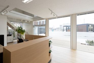 三協フロンテア株式会社　福山総合展示場／展示場 地元密着企業！
お客様からのご紹介やリピートでの受注が多いです◎
コミュニケーションをとるのが好きな方にぴったり♪