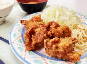 学生食堂たんぽぽ※岡山理科大学内 フリーターや主婦(夫)さんまで、世代問わず大歓迎！
柔軟シフトでWワークにももってこい♪
※画像はイメージです。