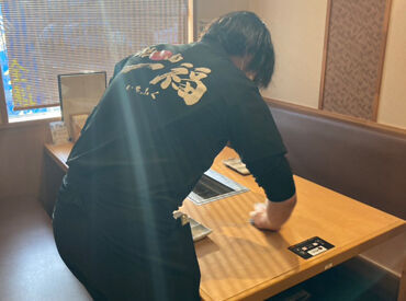 ≪未経験の方も大歓迎♪≫
初めてのバイト・パートもOK◎
優しい先輩スタッフが丁寧に教えます！