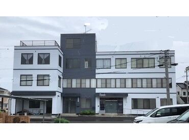 ＼ミシン使用経験はなくてOK／
先輩スタッフもほとんどが未経験でした！
しっかり研修します◎