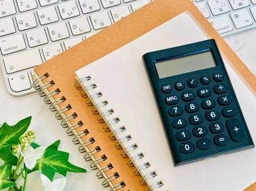 リフレッシュコーナー完備!
マッサージが受けられるので
仕事の疲れも癒せる♪
コンビニ・食堂も併設しています◎