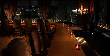 Whisky Bottle Bar Suntory Whisky House/3757-1-h ”本物のウイスキーと、ゆったり向き合って過ごす”
極上の空間が当店の自慢★
髪色自由で自分らしく働けるところもPOINT‼