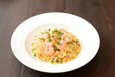 美味しい賄いが1食300円!
バイトしながら節約もできるのが嬉しいポイント♪
お気に入りのメニューを探してくださいね♪