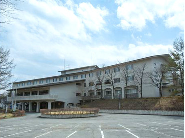 伊東園ホテル 草津 ＼* アナタらしく働ける！ *／
幅広い年代のスタッフが活躍★
だからこそ、「スタッフの働きやすさ」を大切にしています