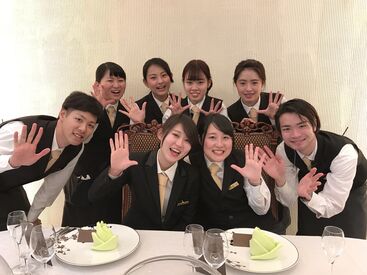 新大学生のスタッフさんも多数活躍中！
就活で役立つマナーも身につきますよ◎