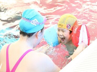 ＼ココが魅力♪／
＊ジム・施設の利用が無料に！
＊車/バイク/自転車通勤可◎交通費も一部支給♪