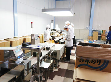 【キレイ】【温かい】【においなし】の働きやすい職場です♪♪
休憩室も完備でリラックスしながら働けます☆