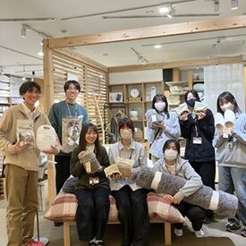 ソファ・収納ボックス・旅行グッズ…
定番からSNSで話題の商品までいろいろ♪
お得な社割があります◎