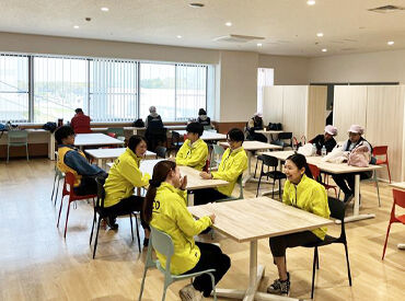 明るく綺麗な休憩室も完備♪
業界トップクラス企業の物流部門で、将来まで安心して働ける環境が整っています◎