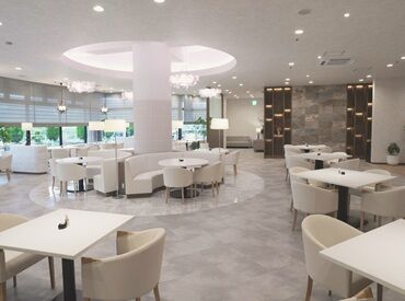 津山鶴山ホテル  女性スタッフ活躍中！
9時半で終わるシフトもあるので、朝活感覚で働くことも可能♪
家庭優先で働ける職場です！