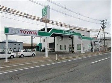 未経験やバイトデビューでも安心のシンプルワークです◎
休みの日は社割でレンタカーを借りてドライブも…♪