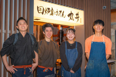 ★★面接は15分程度で終了★★
何時からは入れますか?
いつから勤務出来ますか? など雑談の延長
働きたい想いがあれば、はい合格